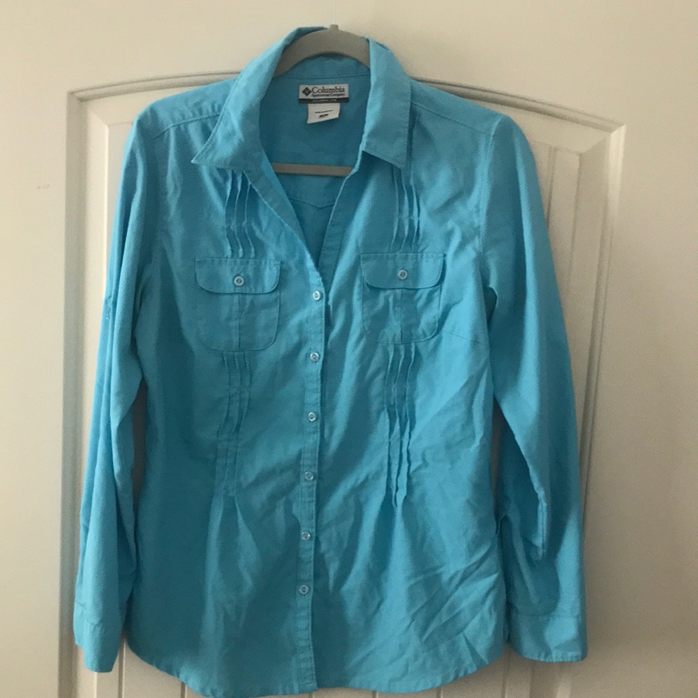 Blue Columbia sport shirt. Great for hiking